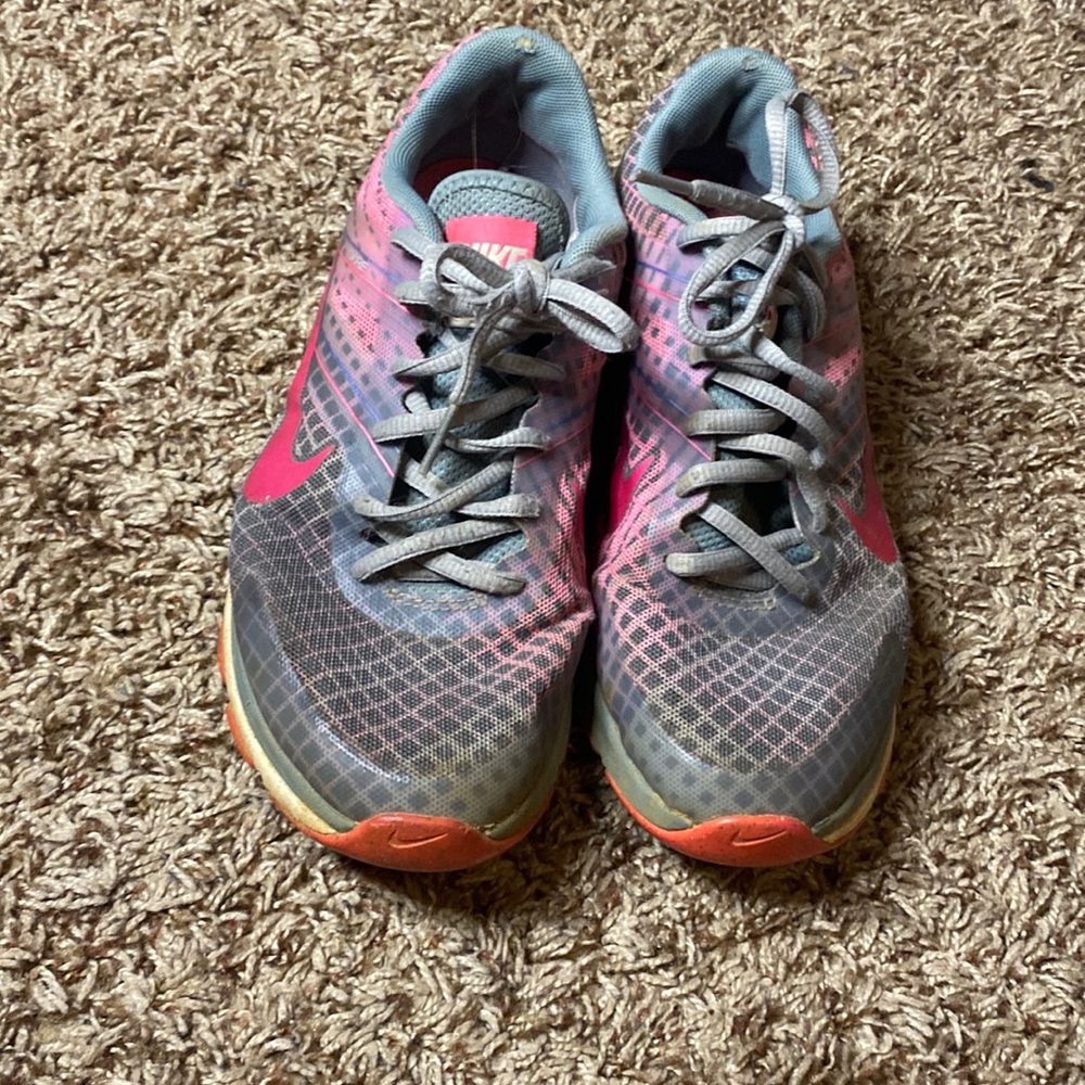Nike shoes